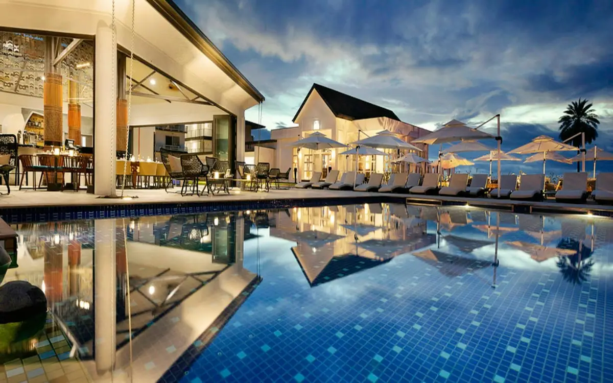 Beach hotel transfer Kenya
