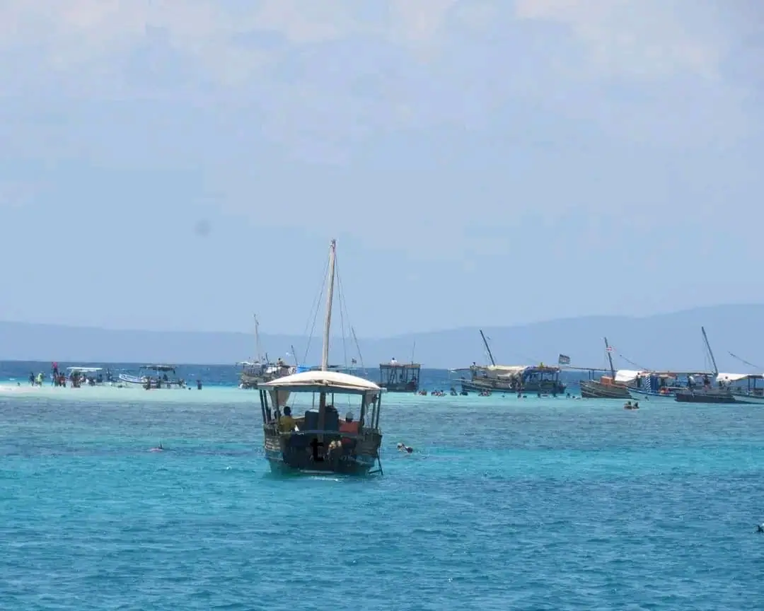 Sandbar boat trip Kenya coast